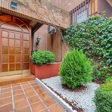 P Casacafe Madrid Calle Carlos Dubois 3 Экстерьер фото