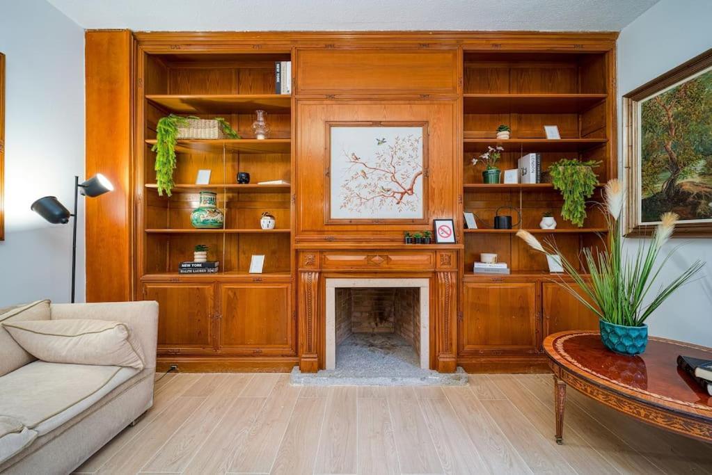 P Casacafe Madrid Calle Carlos Dubois 3 Экстерьер фото